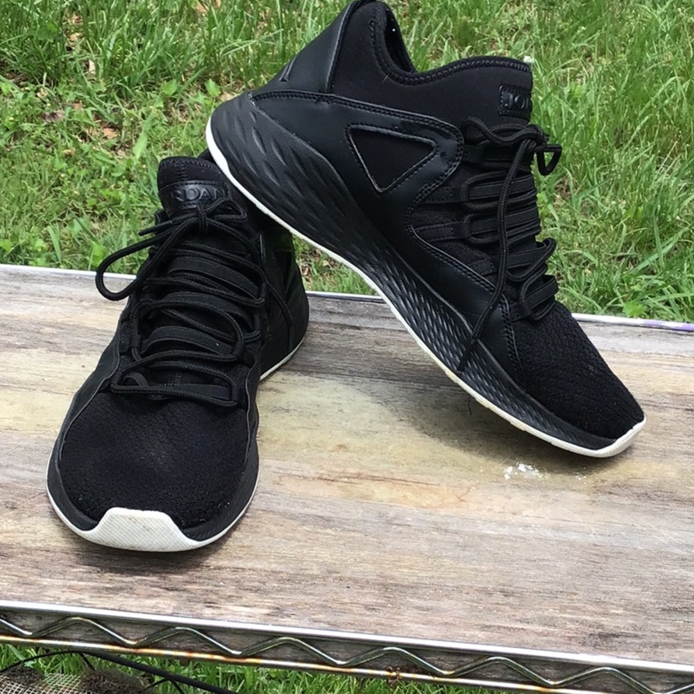 Nike Mens Air Jordan Formula 23, Men size 9 1/2,881465-010 Black Basketball Shoe - Picture 1 of 6